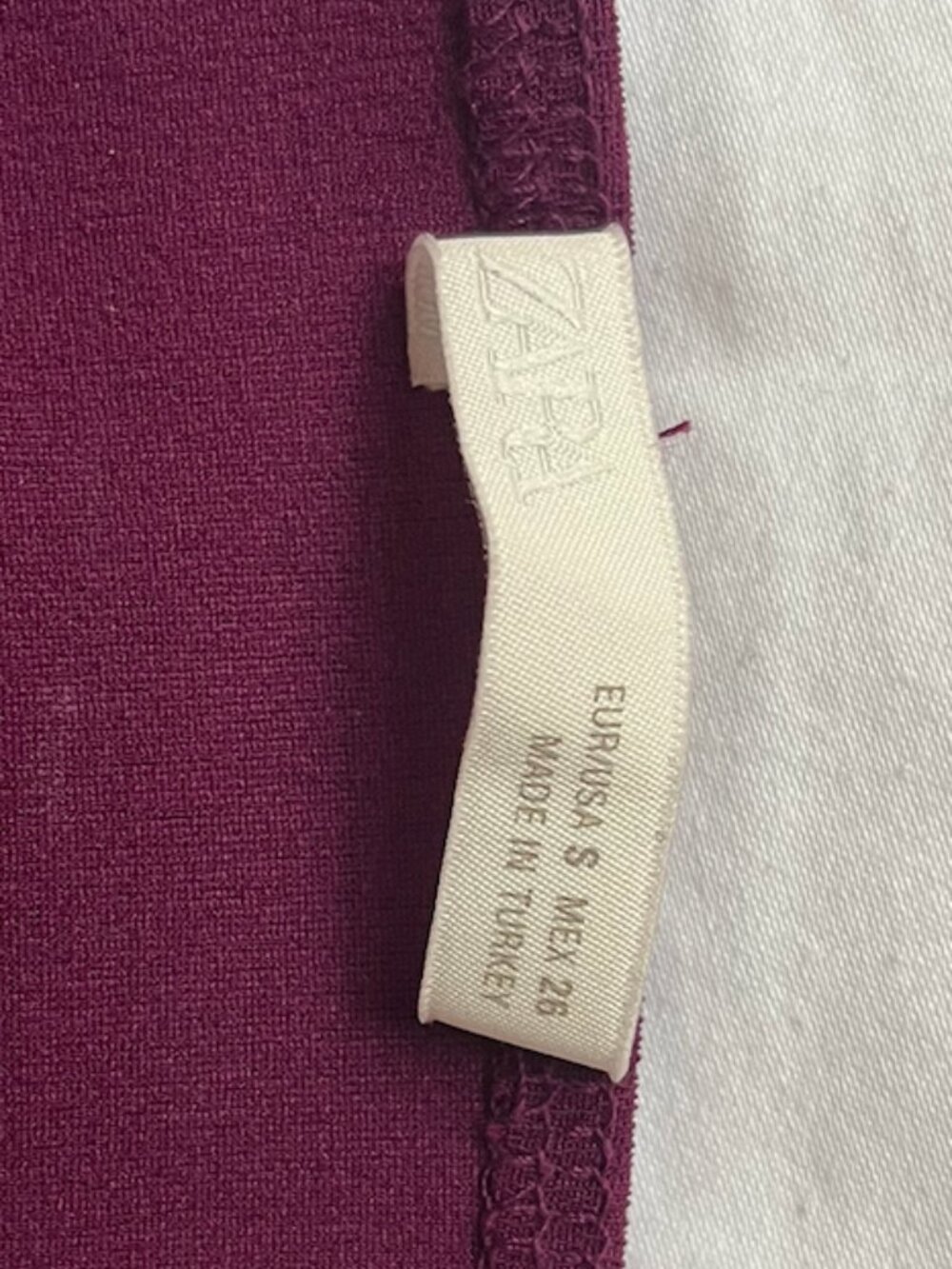 ZARA HALTER RUCHED TOP - Picture 3 of 3